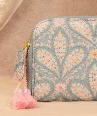 Nyraa embroidered wallet - powder blue 3