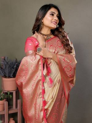 Baby pink viscose silk blend with butties weaving saree with blouse 4