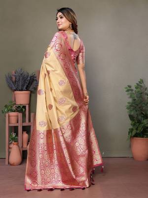 Rani pink viscose silk blend with butties weaving saree with blouse 3