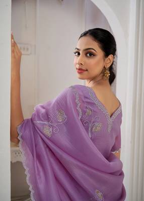 Lavender embroidered Crush silk saree with blouse piece 5