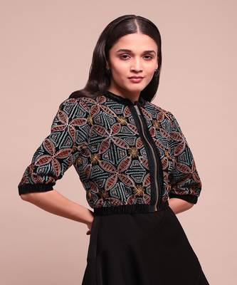Black estrella velvet crop jacket 5