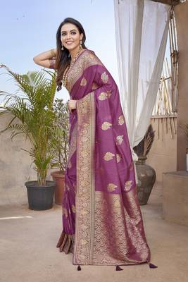 Lavender Paithani Silk Saree With Zari Weaving Work With Blouse 2