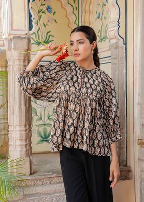 The jaipur art block printed black mahika blouse 4