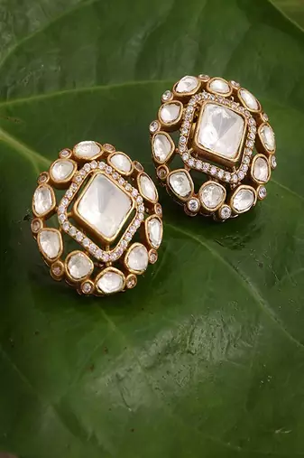 Kundan oversized studs