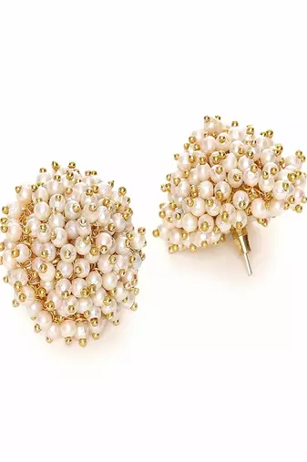 Round pearl studs