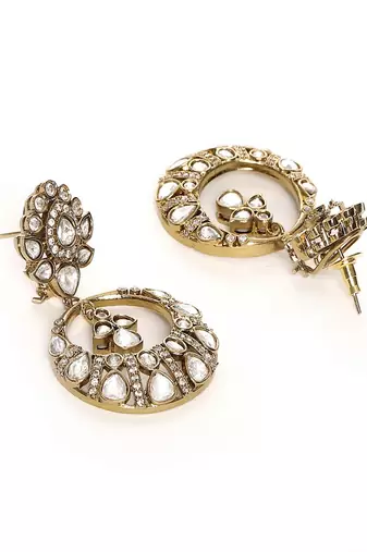 Chand kundan earrings