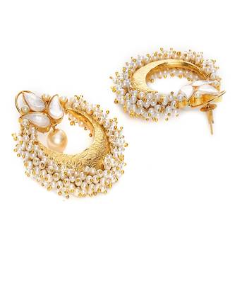 Chand and tear drop pearl earrings 4