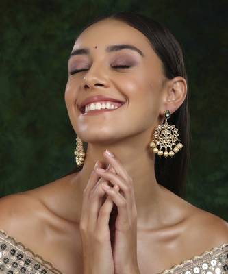 Kundan chand earrings 2