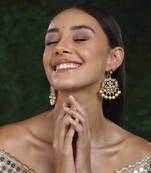 Kundan chand earrings