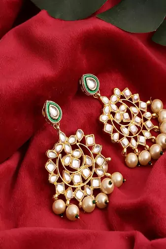 Kundan chand earrings