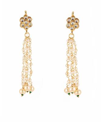 Long dangler kundan & pearl earrings 3