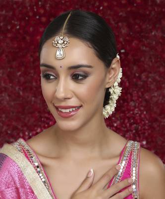 Kundan maang tikka with diamonds 1