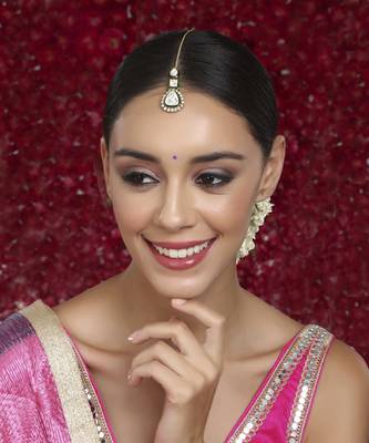 Kundan maang tikka with meenakari 1