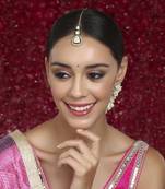 Kundan maang tikka with meenakari