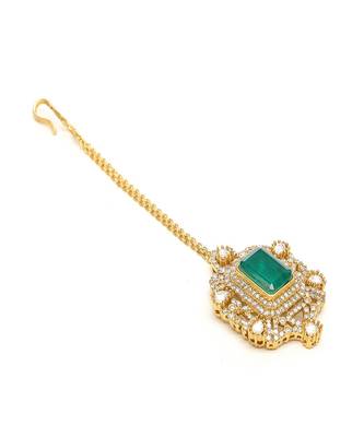 Kundan maang tikka with diamonds & emerald stone 4