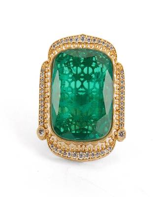 Oversized emerald cocktail ring 3