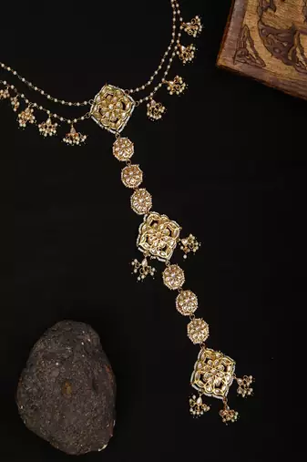 Kundan and pearl hair braid (chotti)