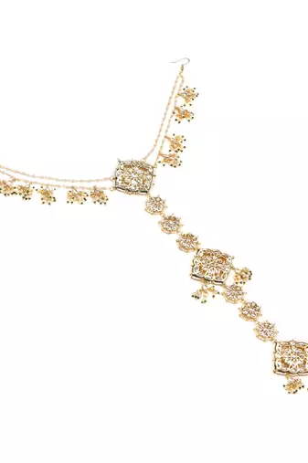 Kundan and pearl hair braid (chotti)