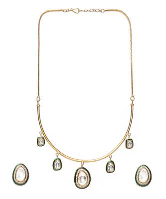 Hasli neckpiece with studs 3