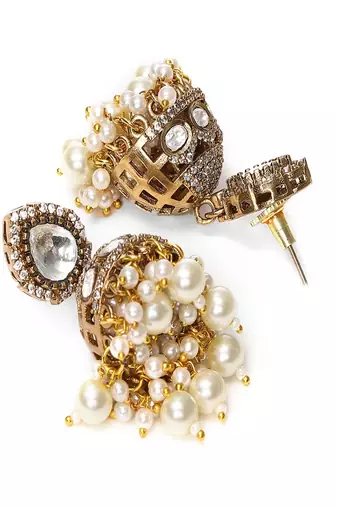 Kundan and mossainite choker in pearls with matching jhumki earrings