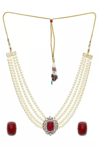 Maroon stone and mossainite kundan in pearls with matching studs