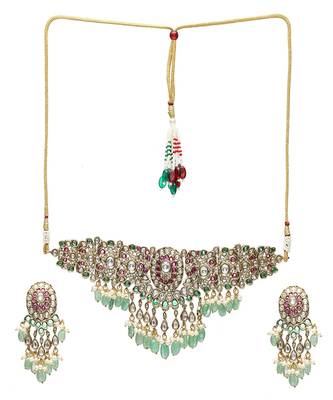 Precious handcrafted stone neckpiece with emeralds 3