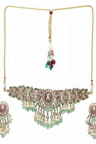 Precious handcrafted stone neckpiece with emeralds