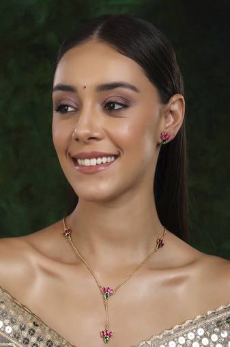 Handcrafted patchi kundan necklace with studs