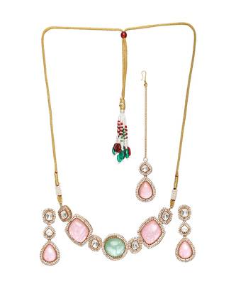 Multi stone and mossainite kundan choker with matching earrings and maang tikka 3