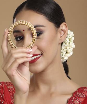 Handcrafted pearl heavy bangle 1