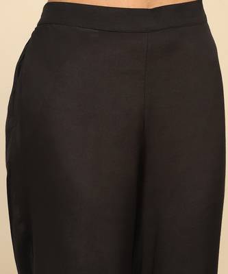 Black flora kurta with pant and dupatta 5