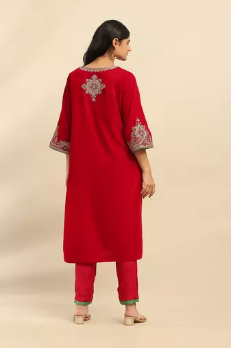 Magenta roobab velvet kurta with churidar and dupatta