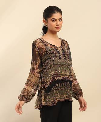 Black tanishqa peasant top with camisole 3