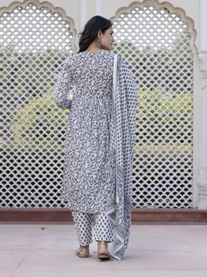women grey floral print anarkali kurta bottom and dupatta set 3