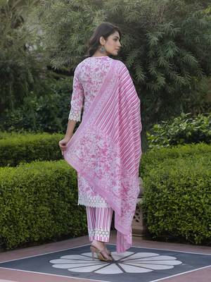 women pink and off white floral print straight kurta bottom dupatta set 3