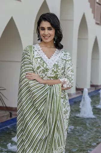 women green and off white floral print straight kurta bottom dupatta set