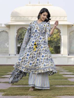 women blue and off white a-line kurta bottom and dupatta set 4