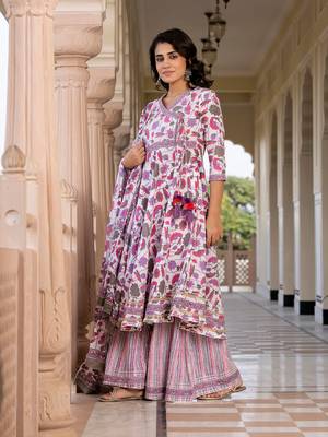 women pink and off white a-line kurta bottom and dupatta set 1