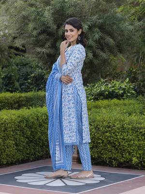 women blue embroidered straight kurta bottom and dupatta set 2