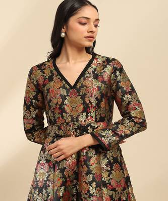 Black yasmine festive long dress 5