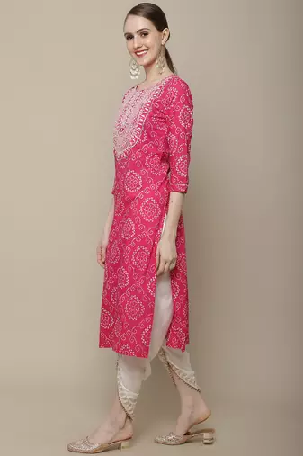 Pink embroidered cotton round neck kurtas and kurtis