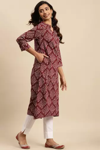 Maroon printed cotton round neck kurtas and kurtis