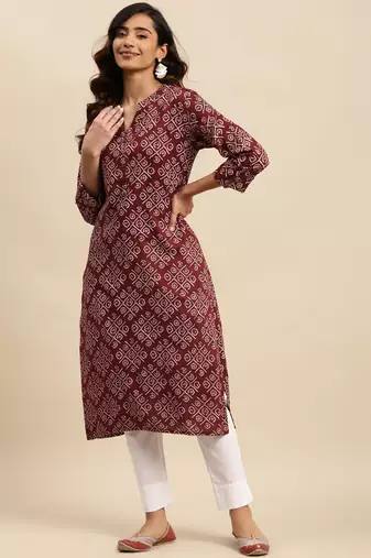 Maroon printed cotton round neck kurtas and kurtis