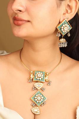 Unique green american diamond necklace set 1