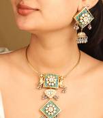 Unique green american diamond necklace set