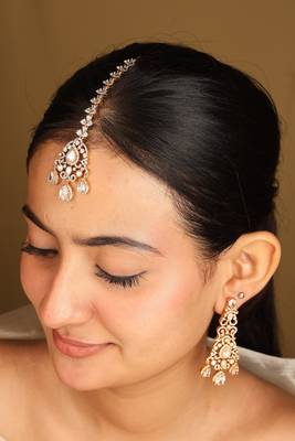 American diamond necklace set with pearl accents 4