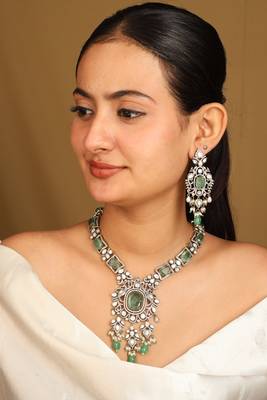 American diamond necklace set with emeralds 2