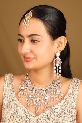 Kundan necklace set with pink stones 2