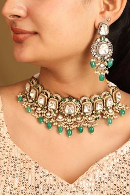 American diamond choker set with green accents 1