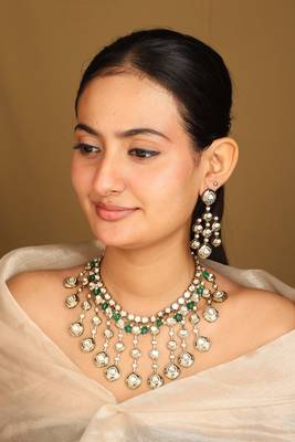 American diamond necklace set with green accents 2